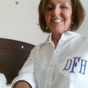 Meet your Posher, Debbie